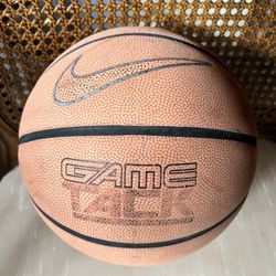 Nike Basketball 28.5 