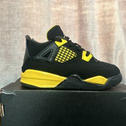 Baby Jordan Size 9c.   60$ Obo