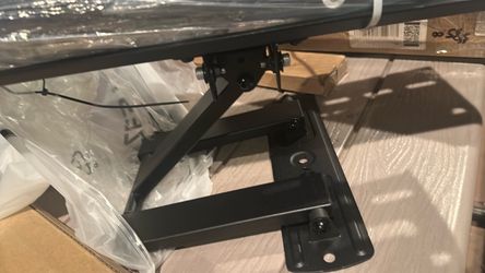 Wall TV Mount