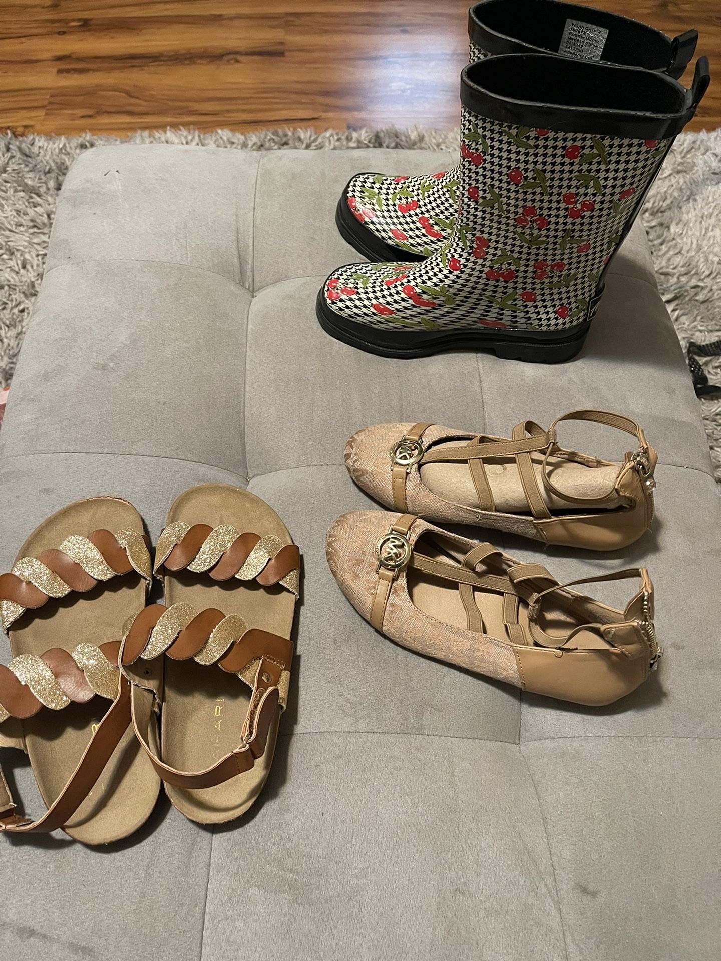 Girl’s Shoes Lot