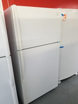 Like new Whirlpool 21cu.ft too mount fridge with ice maker white 1 year warranty