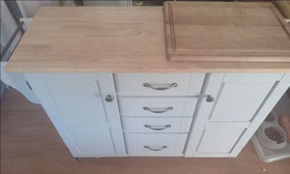 Kitchen Island On Wheels