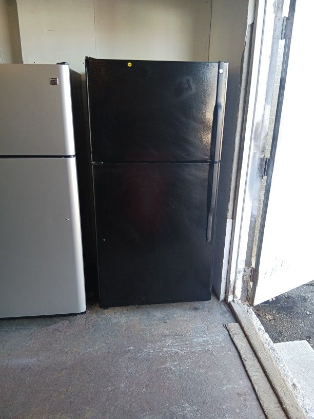 Black Friday Sales GE Black Refrigerator 