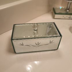 Little perfect mirror jewelry box twenty dollars
