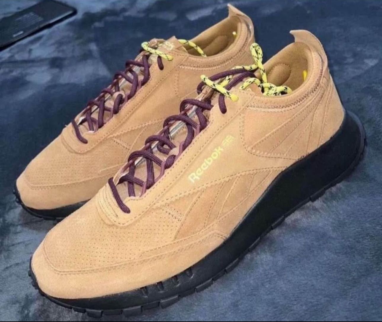Men’s Reebok
