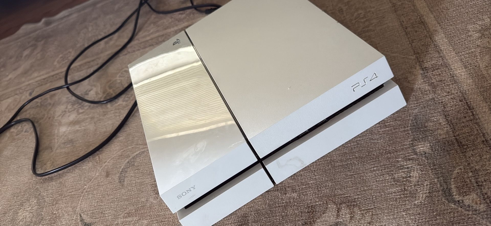 Play Station 4