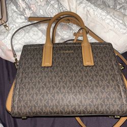 Michale Kors Purse 
