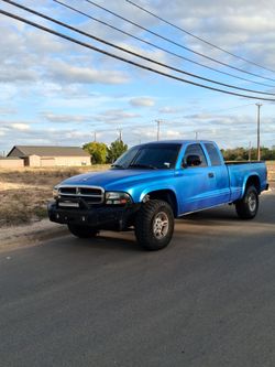 Dodge dakota sports