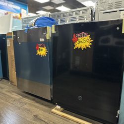 Dishwasher ( Take It Home In Payments/ Llevalo A Casa En Pagos)