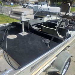16 Ft Boat For Sale Runs Great Three Motors On Boat