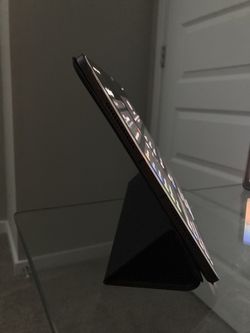 iPad Air M3  used