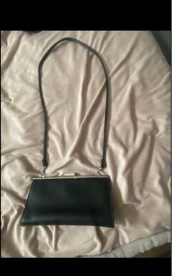 Black and pink hand bag
