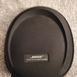 Bose Quietcomfort 15 Headphones (New Pads)