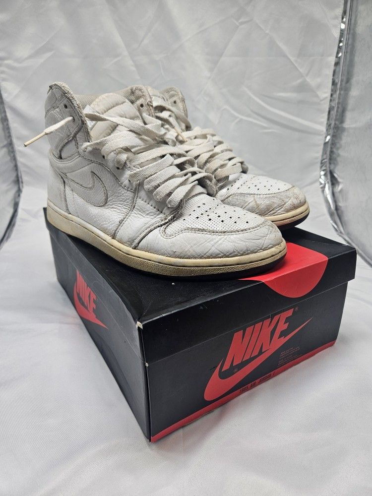 Air Jordan 1 Retro Nike High OG 'White Perforated' 555088-100 sneakers shoes leather high top USED