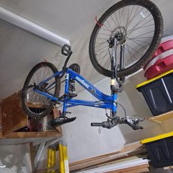 Mongoose Bikes (BENT REAR WHEEL)