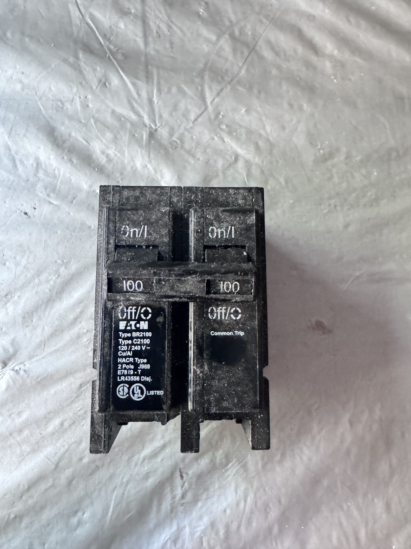 Eaton Corporation Br2100 Double Pole Interchangeable Circuit Breaker, 120/240V, 100-Amp by EATON CORPORATION