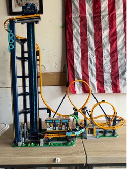Lego 10303: Loop Coaster