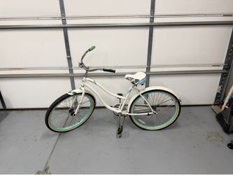 26 Inch Huffy Cranbrook Women’s Beach Cruiser