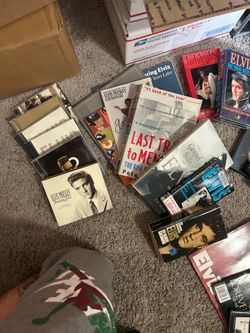 Huge Elvis Presley lot