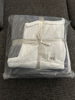 Brand New Sherpa Blanket 