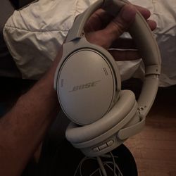 Bose Headset Like New!!