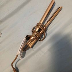 Ceramic Flat Iron $10