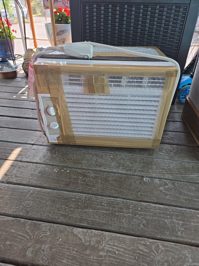 Small Window Ac Unit