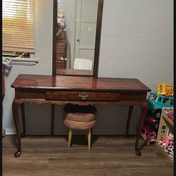 Vanity/Desk