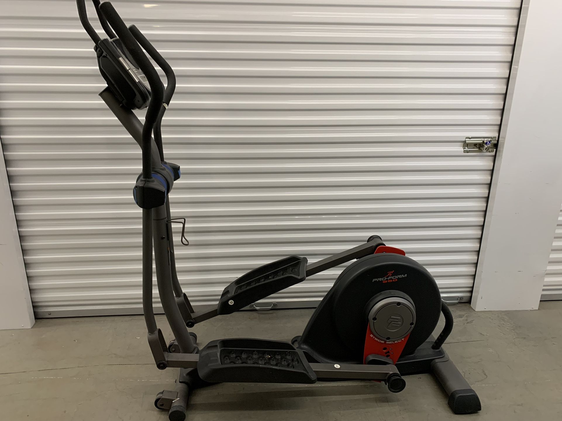 Pro-Form 950 Elliptical Machine