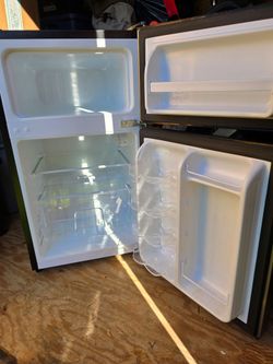 Mini Fridge with Freezer