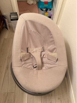 Nuna LEAF Baby Bouncer / Toddler Seat (Used, Great Condition)