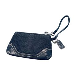 Coach Leather Trimmed Wristlet Wallet Great Condition Preowned - Black