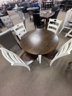 Furniture & Mattress Discounters