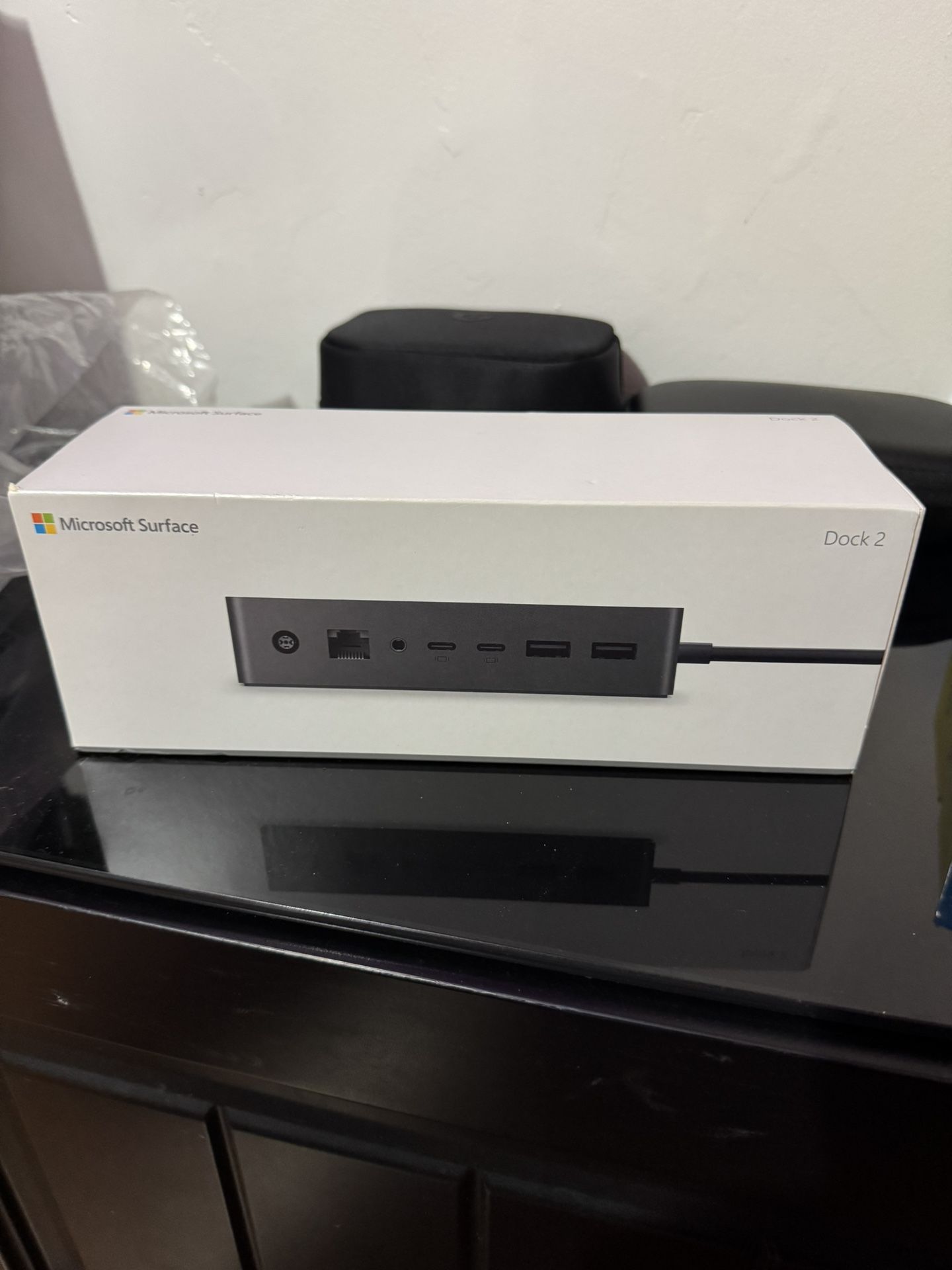 Microsoft Surface Dock 2