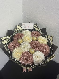 Eternal Rose Mothers Day Ramo