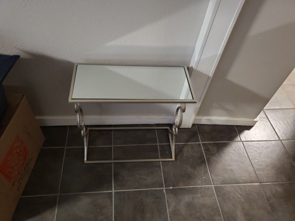 Mirror Desk