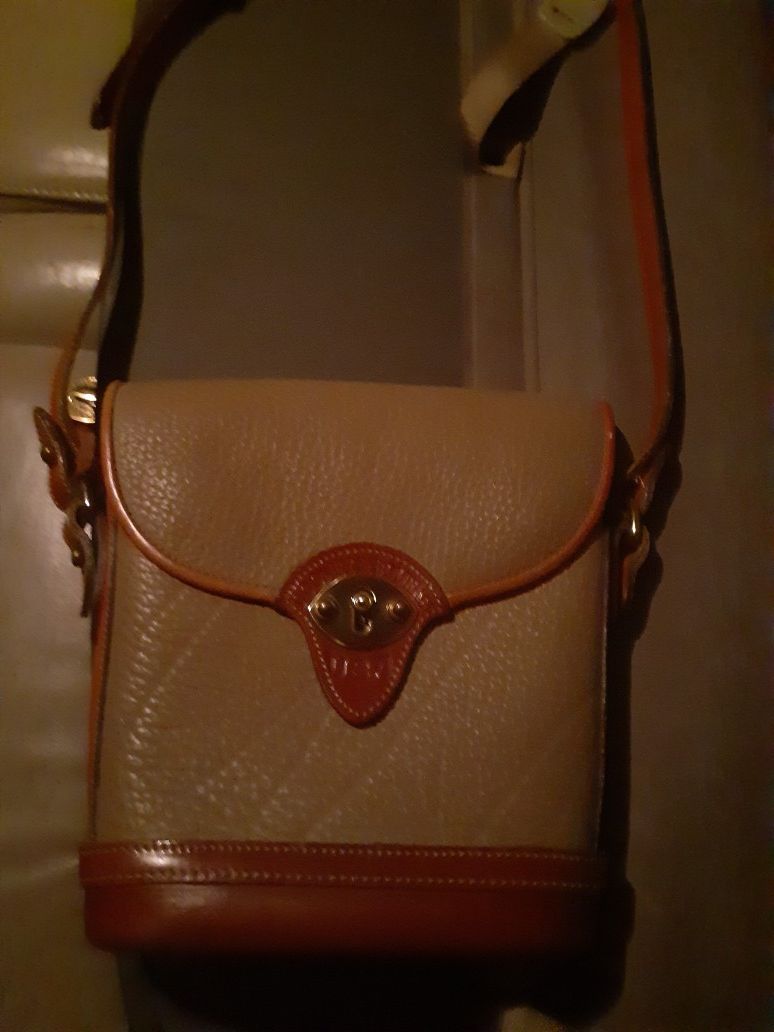 Dooney & Bourke