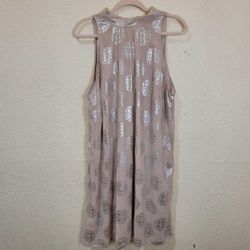 Cassee’s Pink Silver Sleeveless Mock Neck Dress Size M