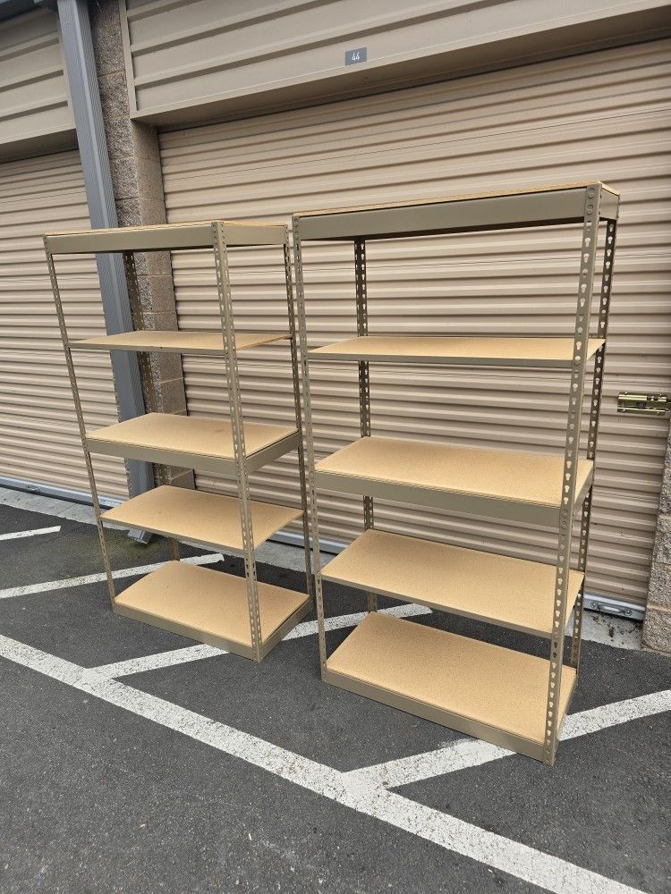 Heavy Duty Shelving Unit/ Estantes De Metal De Uso Pesado 