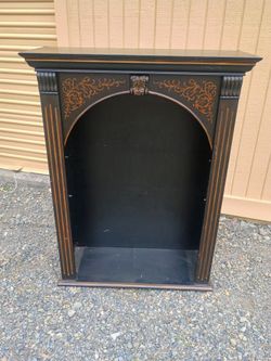 $175 OBO - Authentic Hooker Furniture Arched Faux Fireplace Mantel / Surround