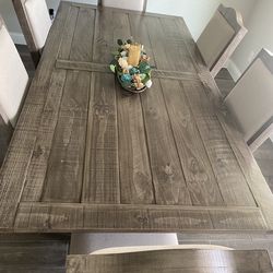 Elegant 7 Pc Westgate Dining Set