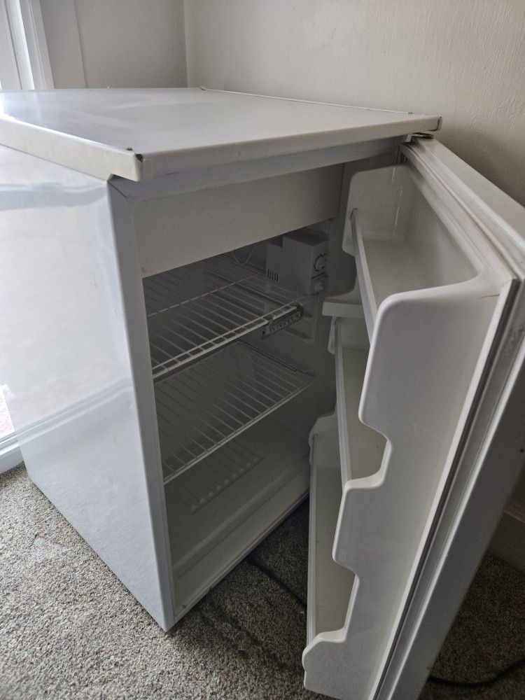 Mini Fridge And freezer works Great