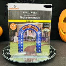 New Halloween Arch $75 “READ DESCRIPTION “