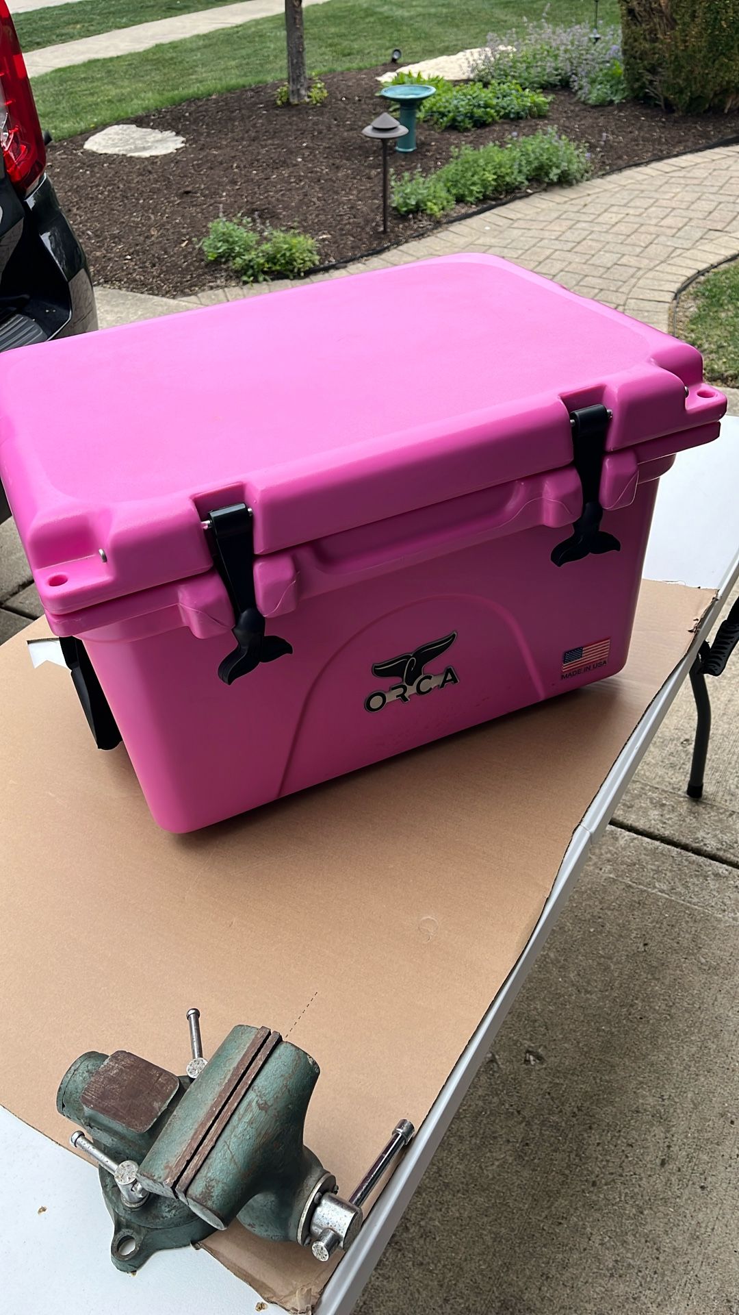 ORCA 26qt Insulated Cooler Pink (New)