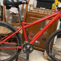 Used Haro Flightline Sport Men’s Bike