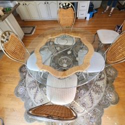 Round glass kitchen table