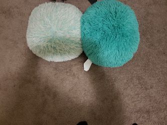 Two Fluffy Pillows 