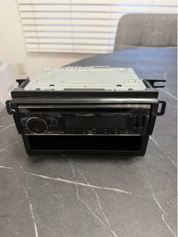 Car Stereo Pioneer DEH-S6220BS