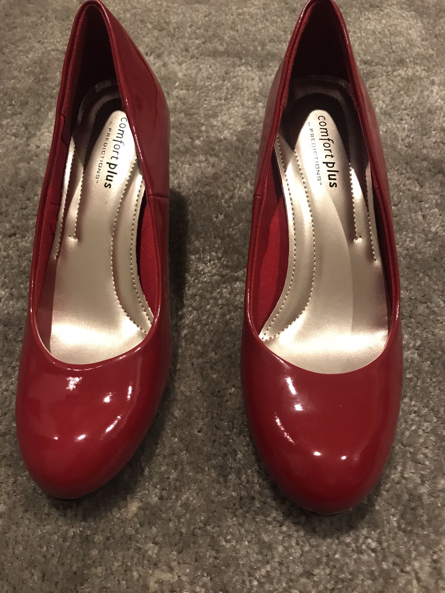 Red Comfort Plus Heels, Size 7