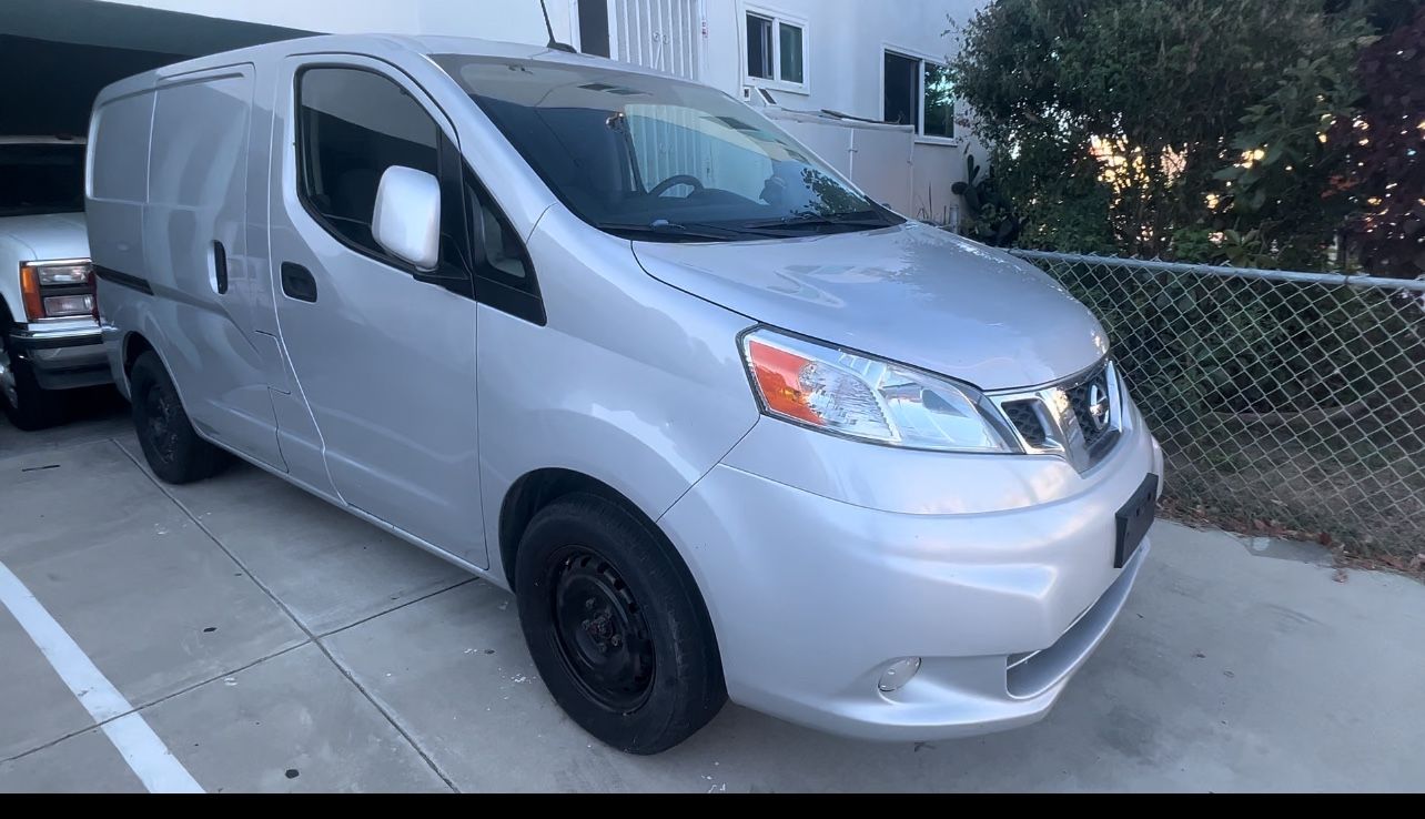 Nissan Nv200